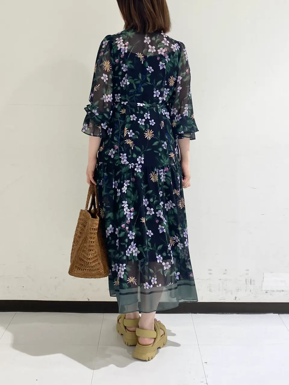 GRACE CONTINENTAL MIKIHO コーディネート画像