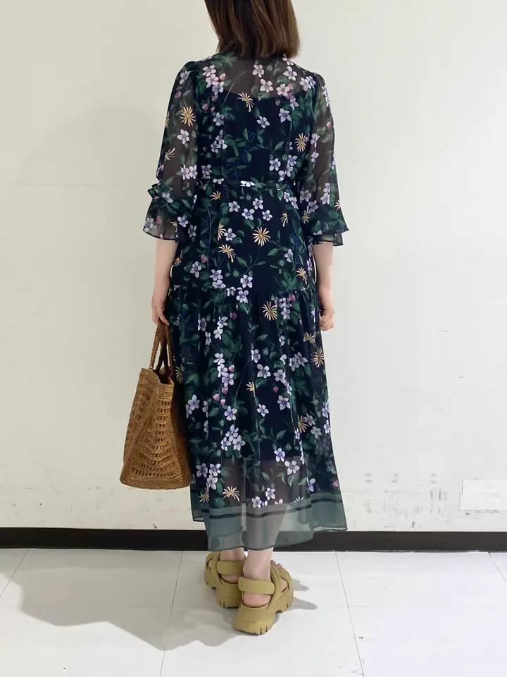 GRACE CONTINENTAL MIKIHO コーディネート画像