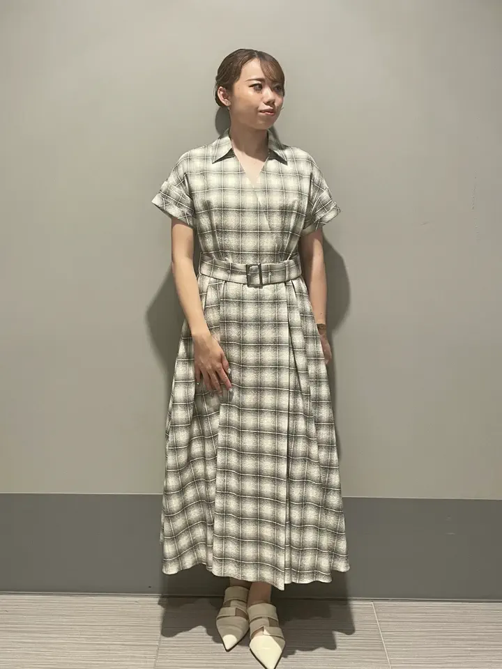 GRACE CONTINENTAL 細川　もなみ コーディネート画像