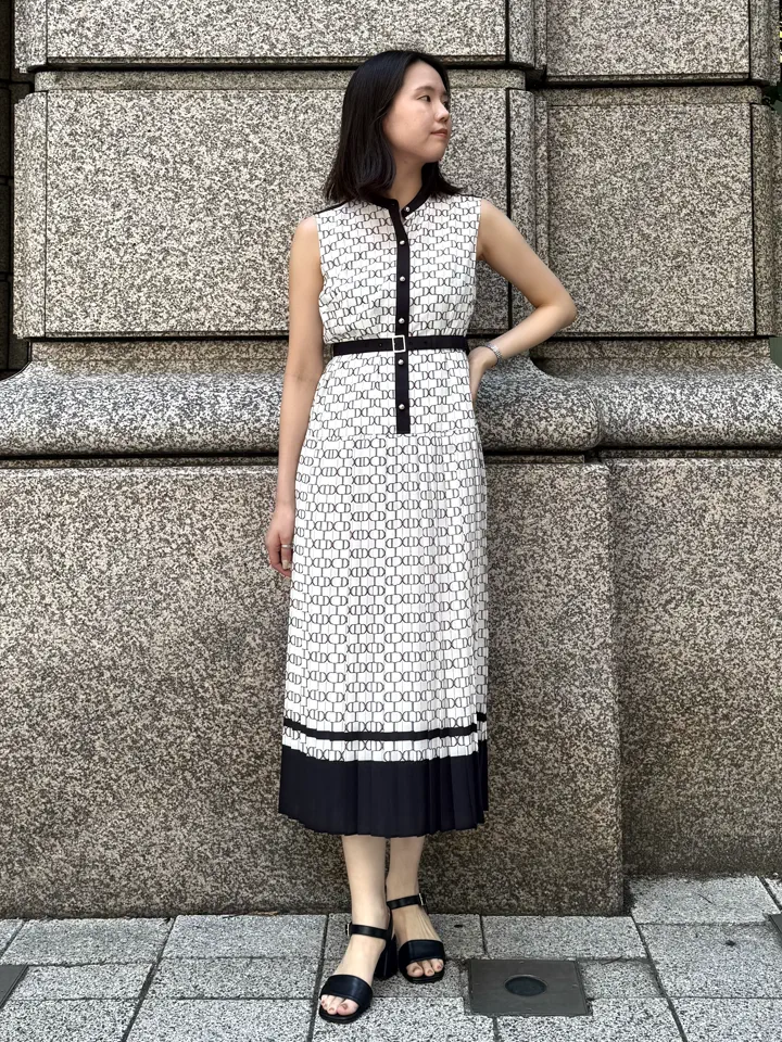 GRACE CONTINENTAL 伊藤　静華 コーディネート画像