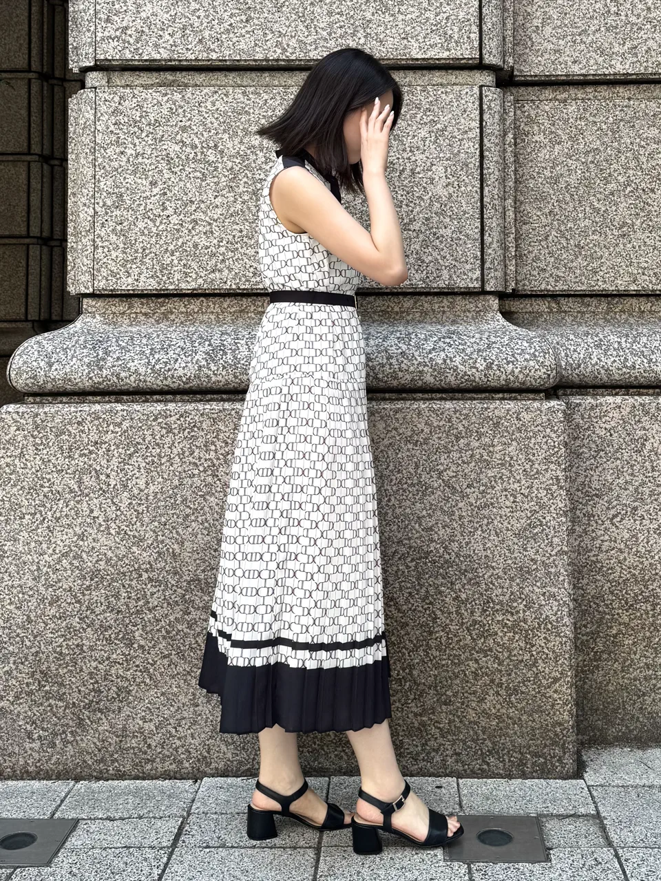 GRACE CONTINENTAL 伊藤　静華 コーディネート画像