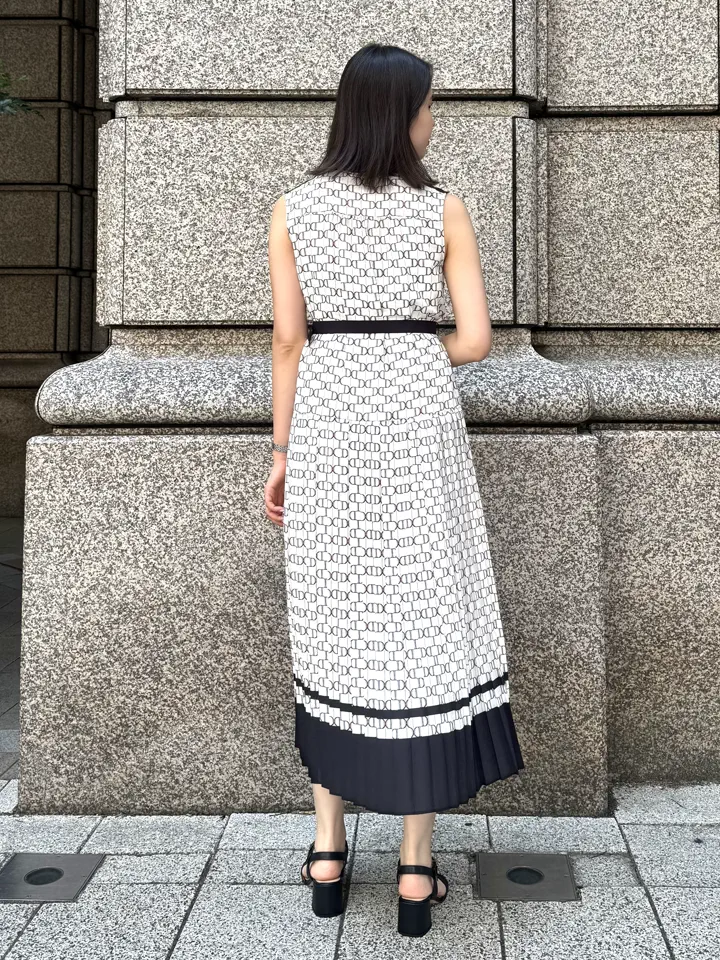 GRACE CONTINENTAL 伊藤　静華 コーディネート画像