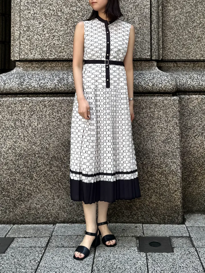GRACE CONTINENTAL 伊藤　静華 コーディネート画像