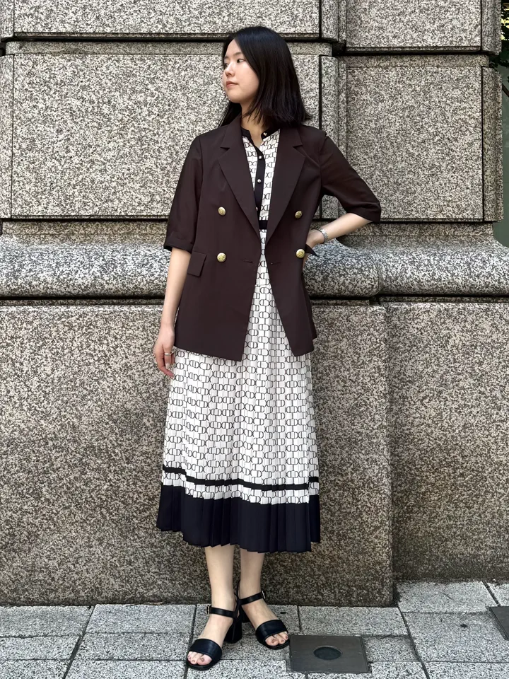 GRACE CONTINENTAL 伊藤　静華 コーディネート画像