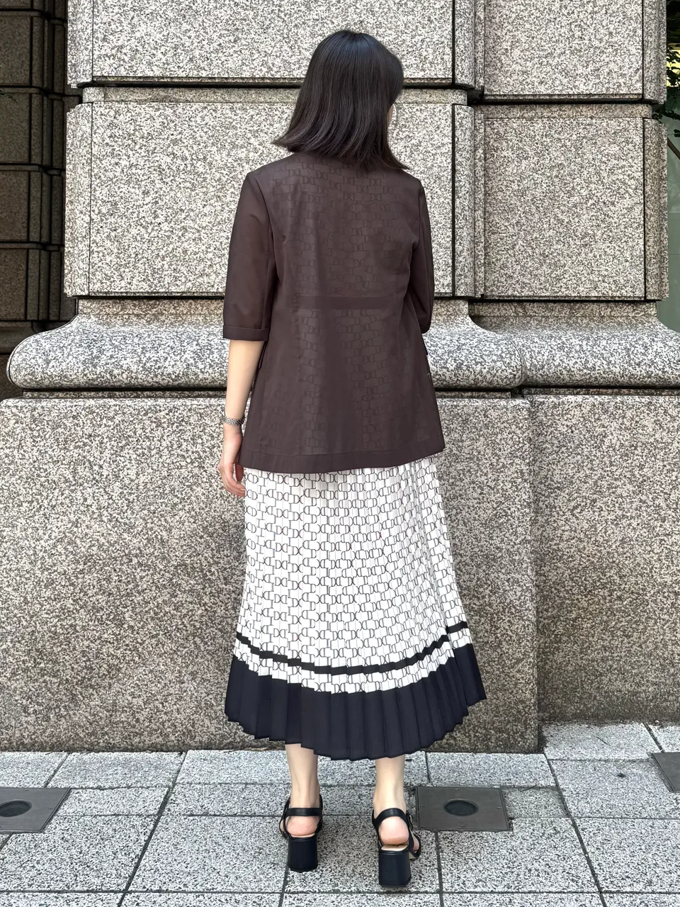 GRACE CONTINENTAL 伊藤　静華 コーディネート画像