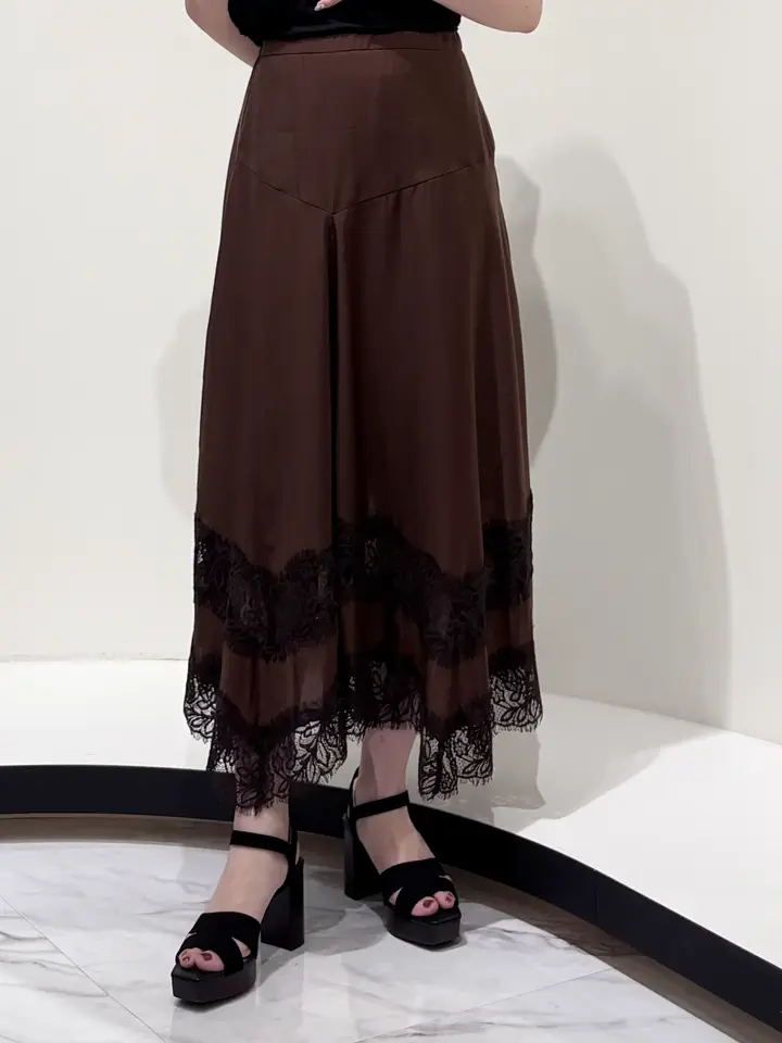 GRACE CONTINENTAL 平野 裕華 コーディネート画像