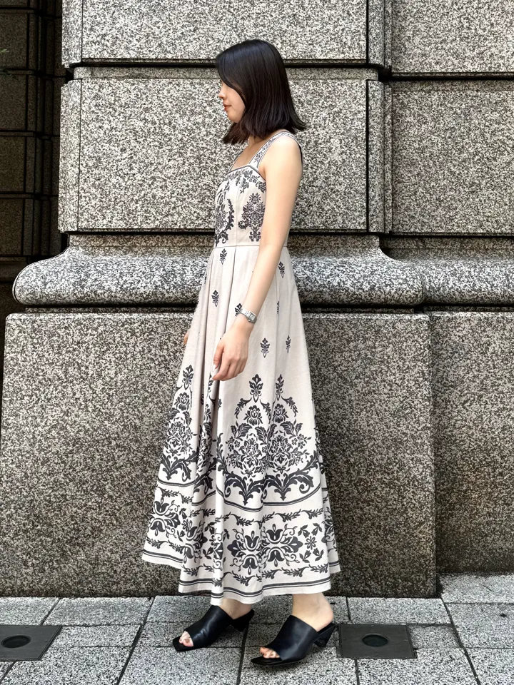 GRACE CONTINENTAL 伊藤　静華 コーディネート画像