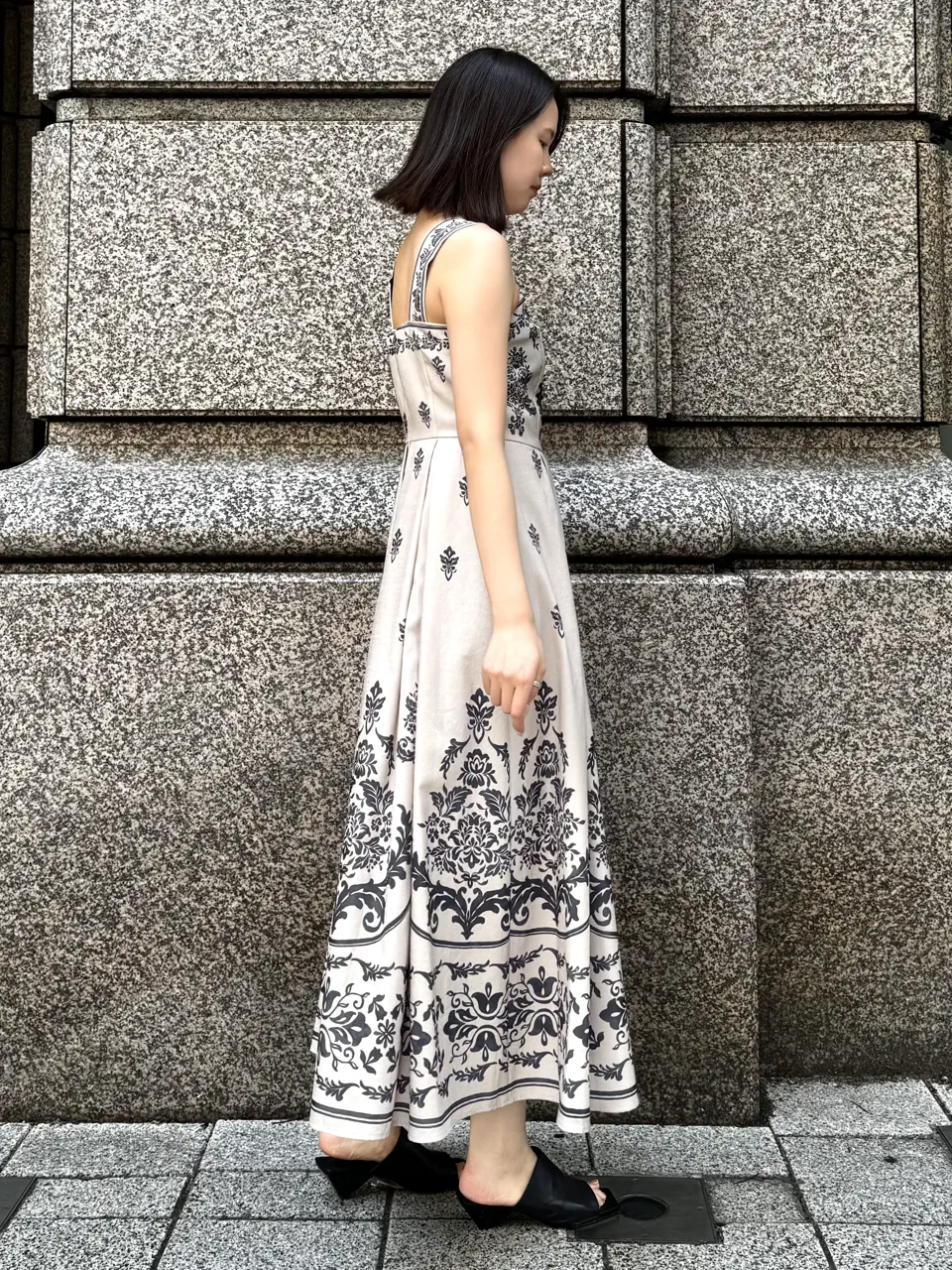 GRACE CONTINENTAL 伊藤　静華 コーディネート画像