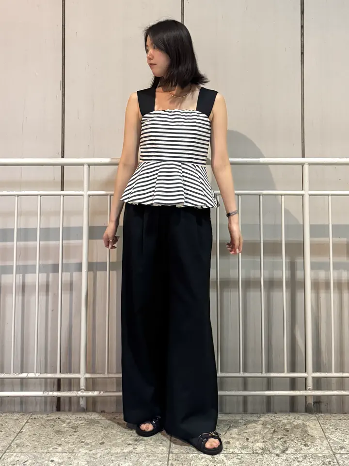 GRACE CONTINENTAL 伊藤　静華 コーディネート画像