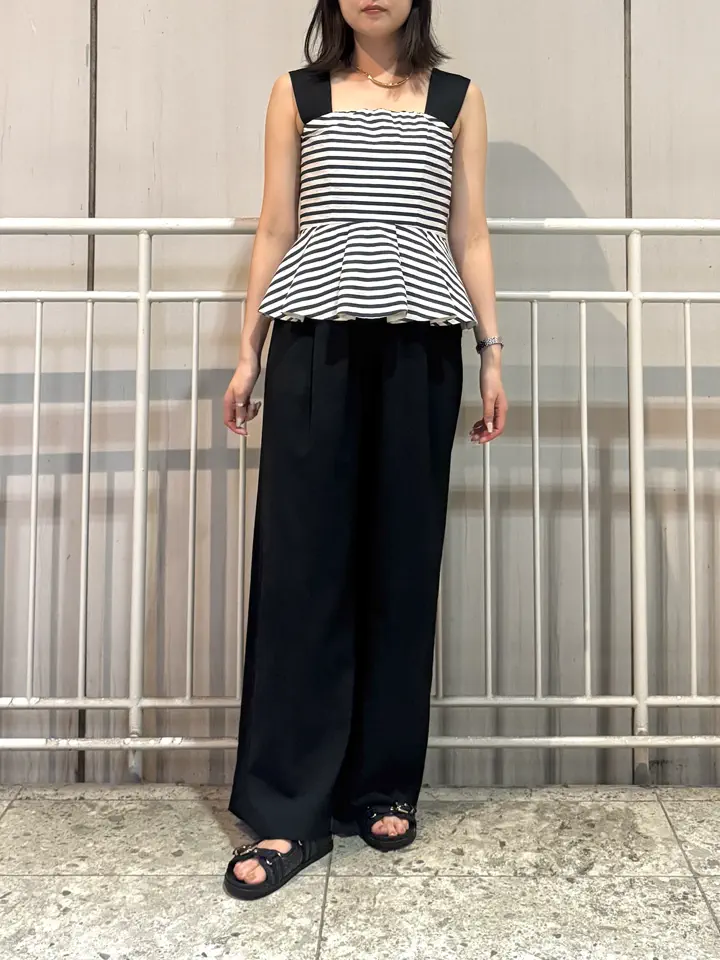 GRACE CONTINENTAL 伊藤　静華 コーディネート画像
