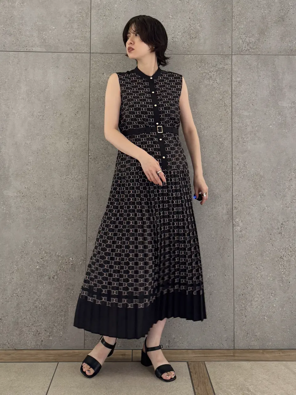 GRACE CONTINENTAL 村上 麗華 コーディネート画像