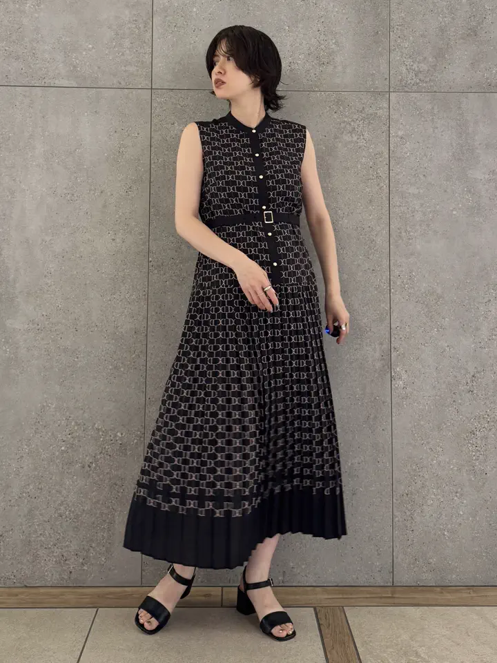 GRACE CONTINENTAL 村上 麗華 コーディネート画像