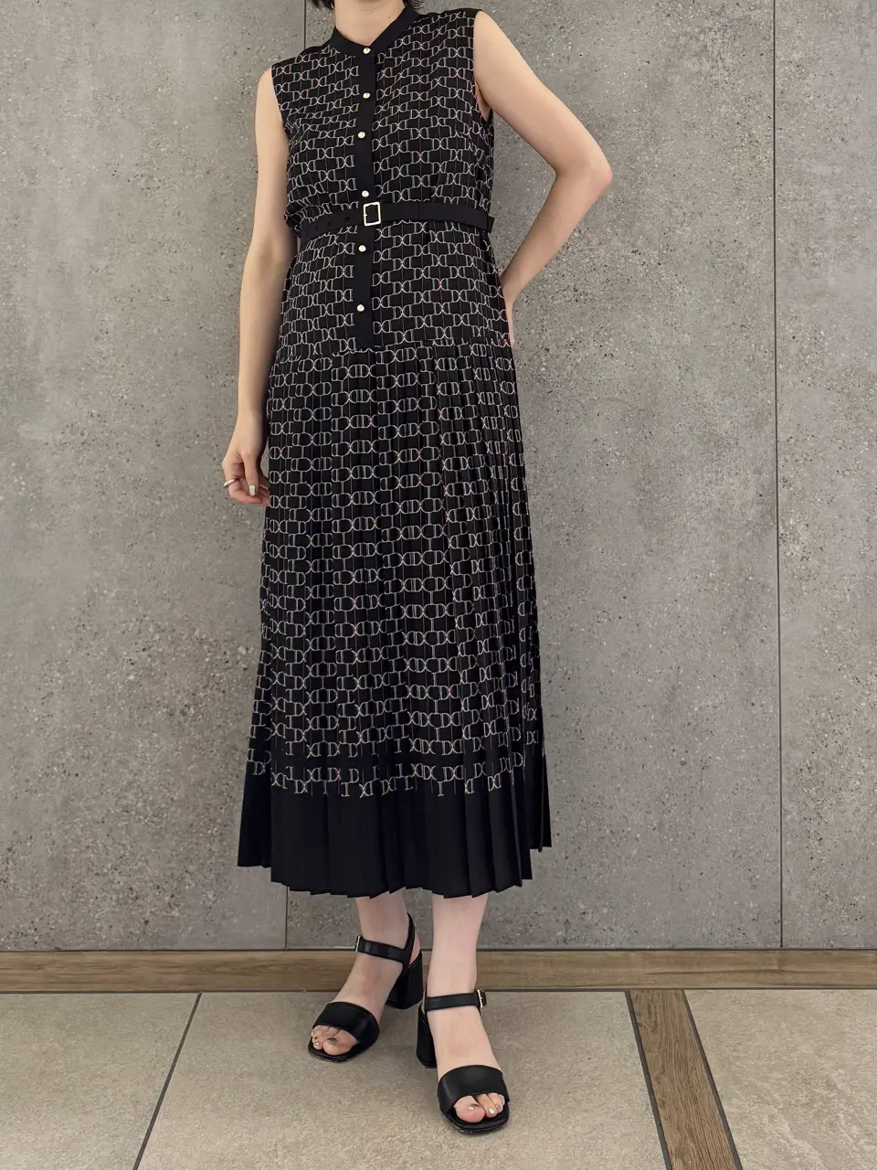 GRACE CONTINENTAL 村上 麗華 コーディネート画像