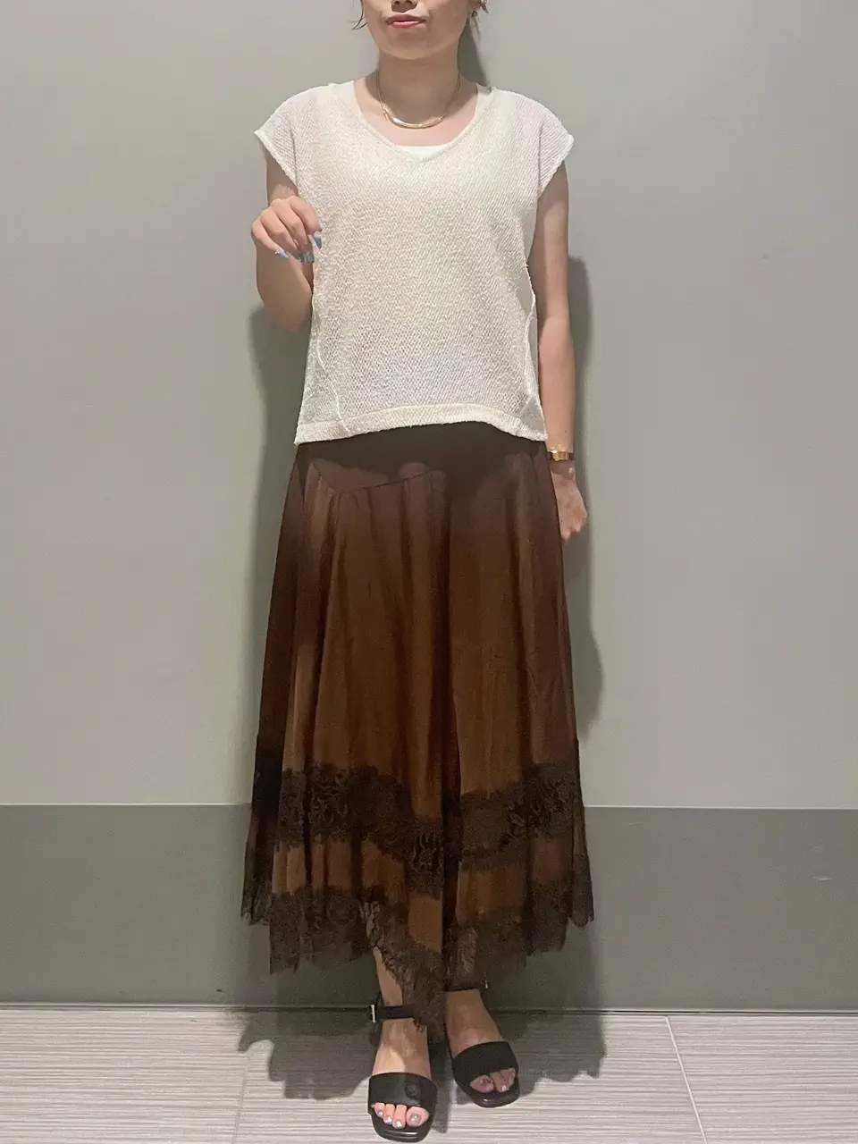 GRACE CONTINENTAL 細川　もなみ コーディネート画像