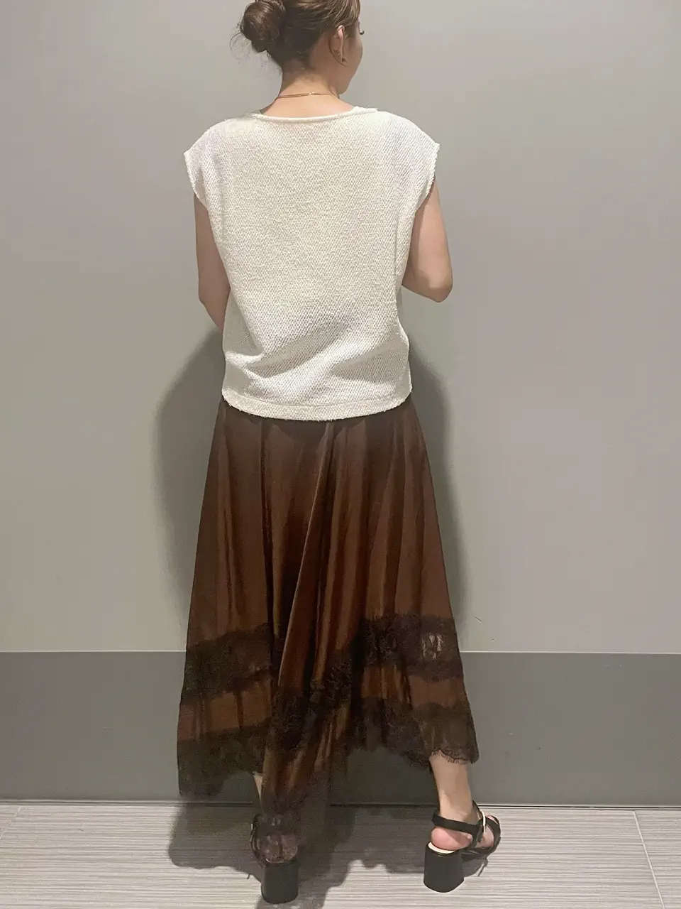 GRACE CONTINENTAL 細川　もなみ コーディネート画像