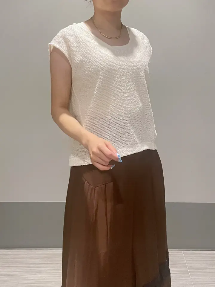 GRACE CONTINENTAL 細川　もなみ コーディネート画像