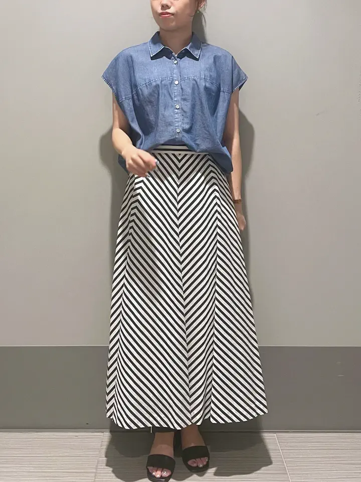 GRACE CONTINENTAL 細川　もなみ コーディネート画像