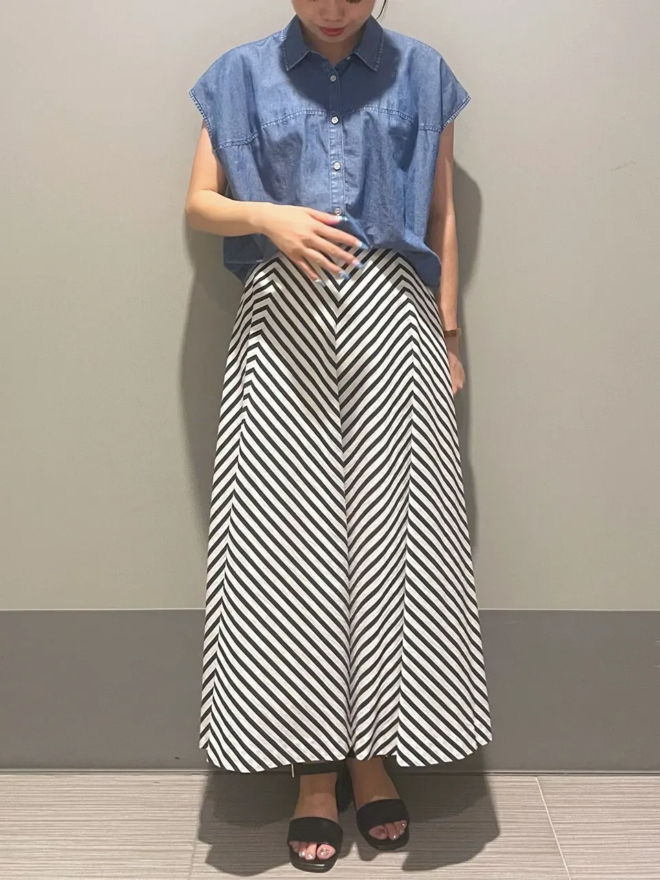 GRACE CONTINENTAL 細川　もなみ コーディネート画像