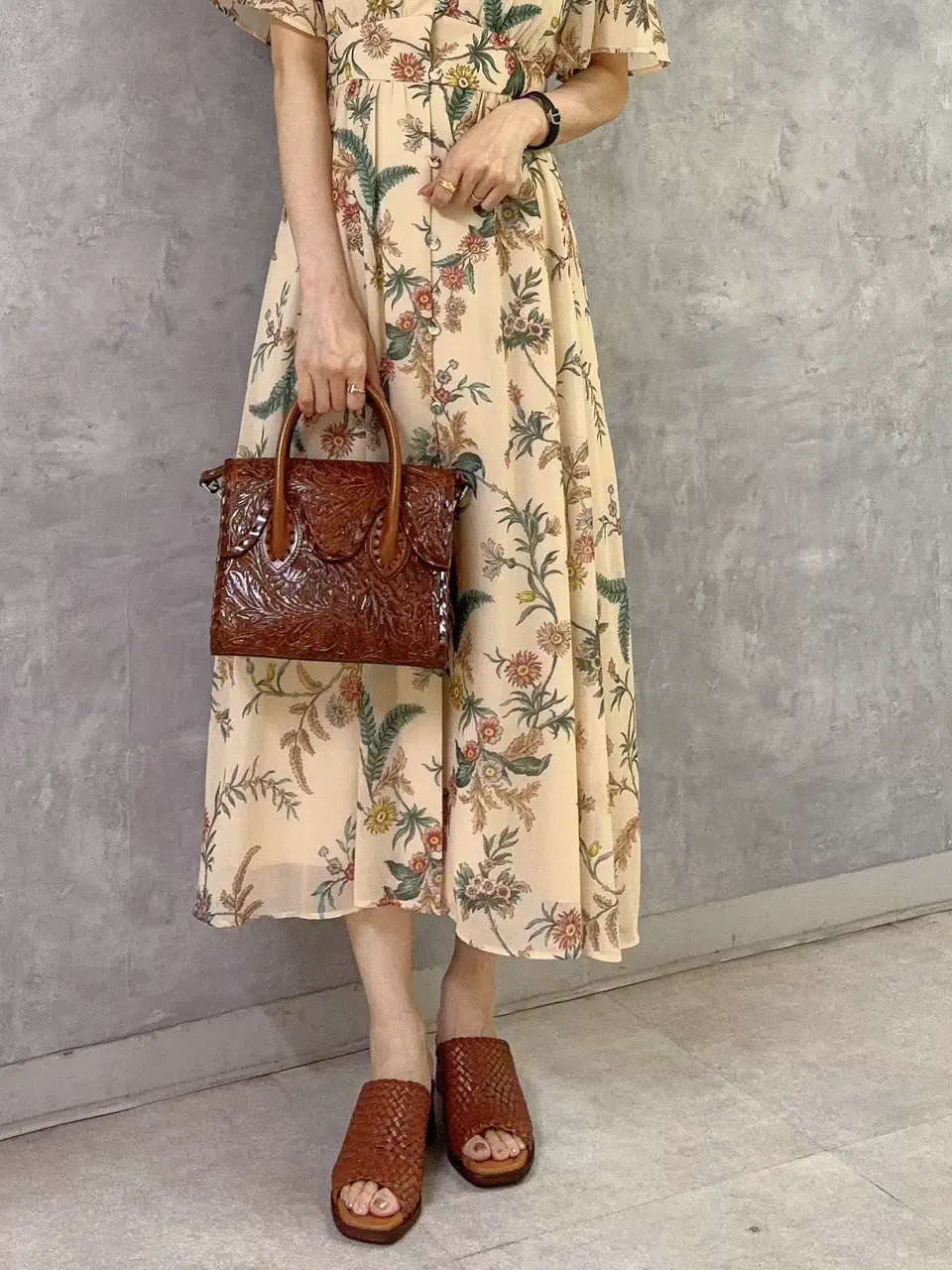 GRACE CONTINENTAL 亀田 未希 コーディネート画像