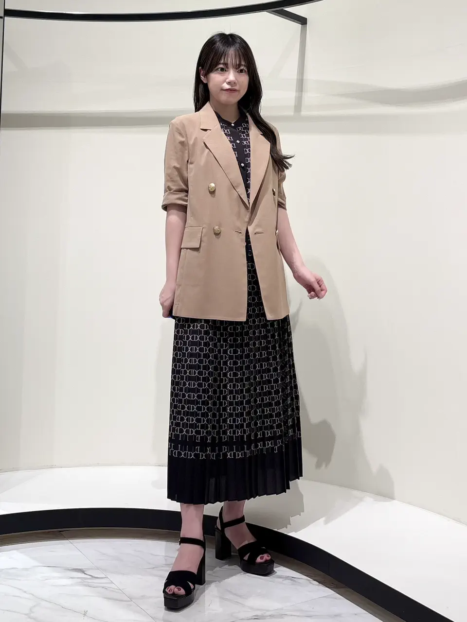 GRACE CONTINENTAL 平野 裕華 コーディネート画像