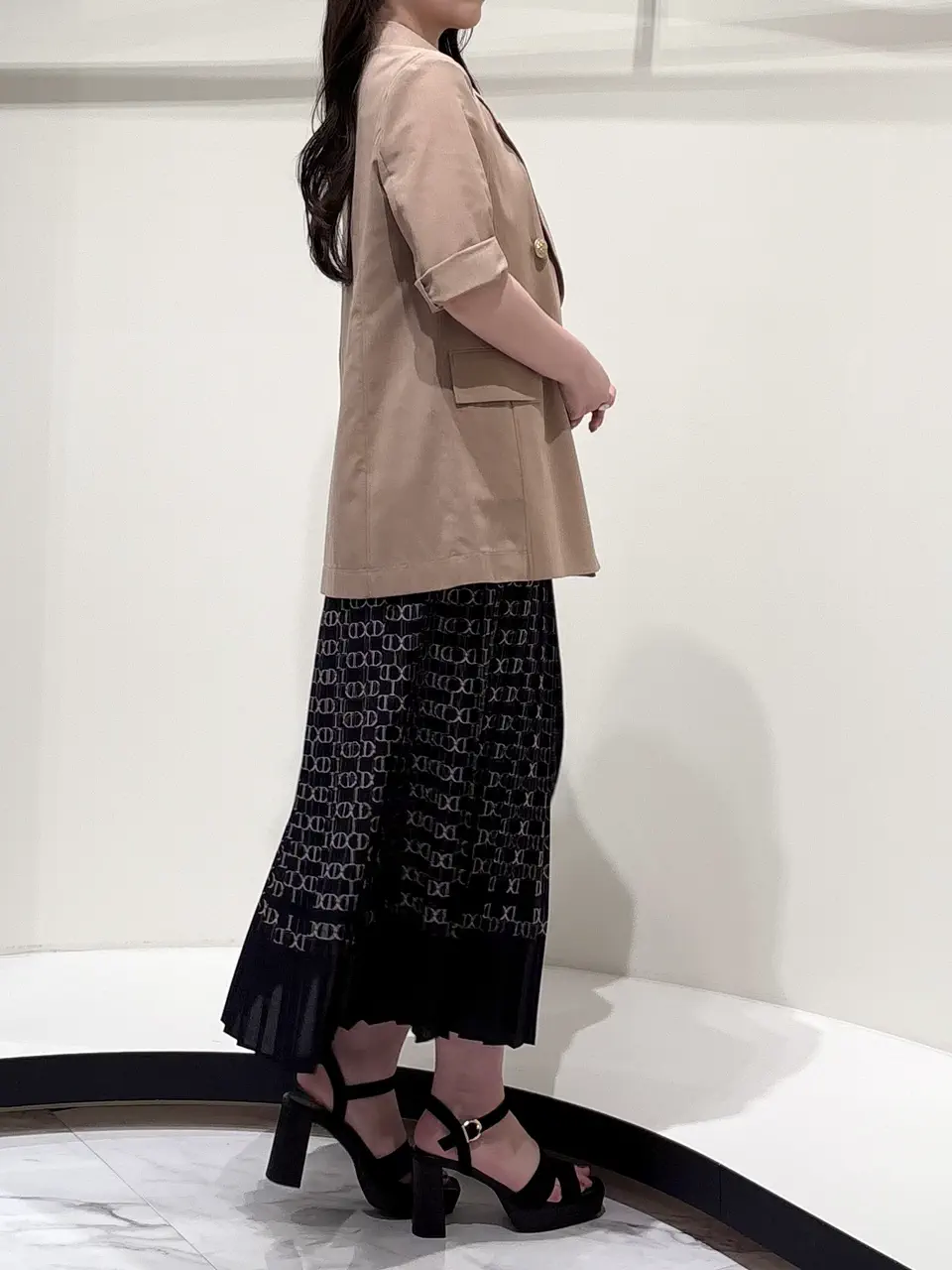 GRACE CONTINENTAL 平野 裕華 コーディネート画像