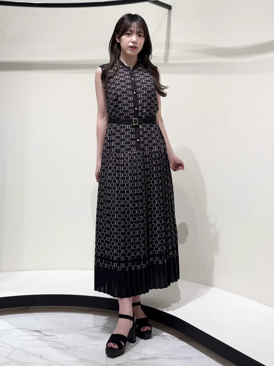 GRACE CONTINENTAL 平野 裕華 コーディネート画像