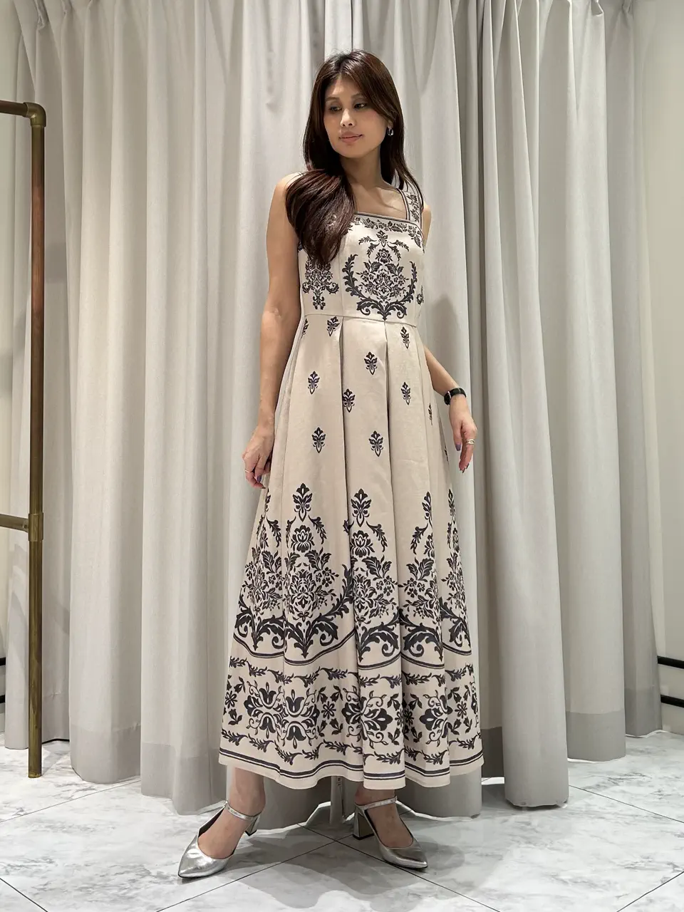 GRACE CONTINENTAL 志田　悠 コーディネート画像