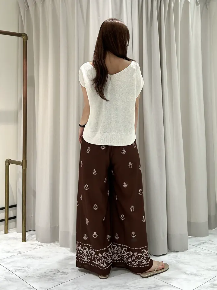 GRACE CONTINENTAL 志田　悠 コーディネート画像