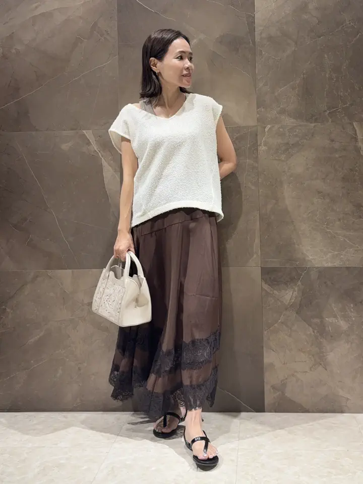 GRACE CONTINENTAL 穐山　香織 コーディネート画像