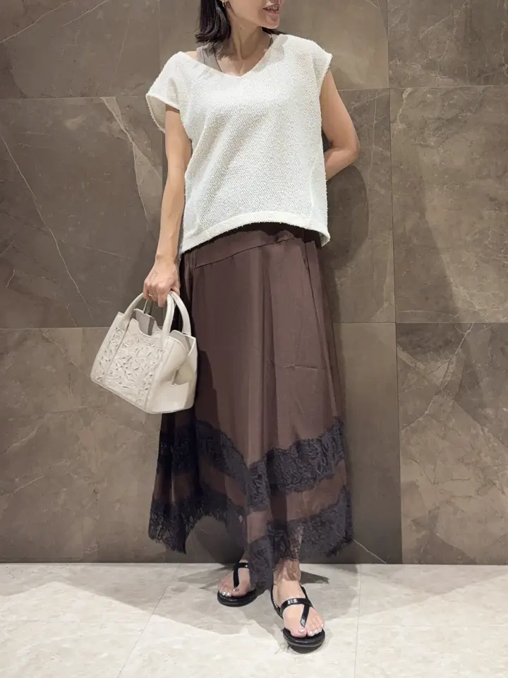 GRACE CONTINENTAL 穐山　香織 コーディネート画像
