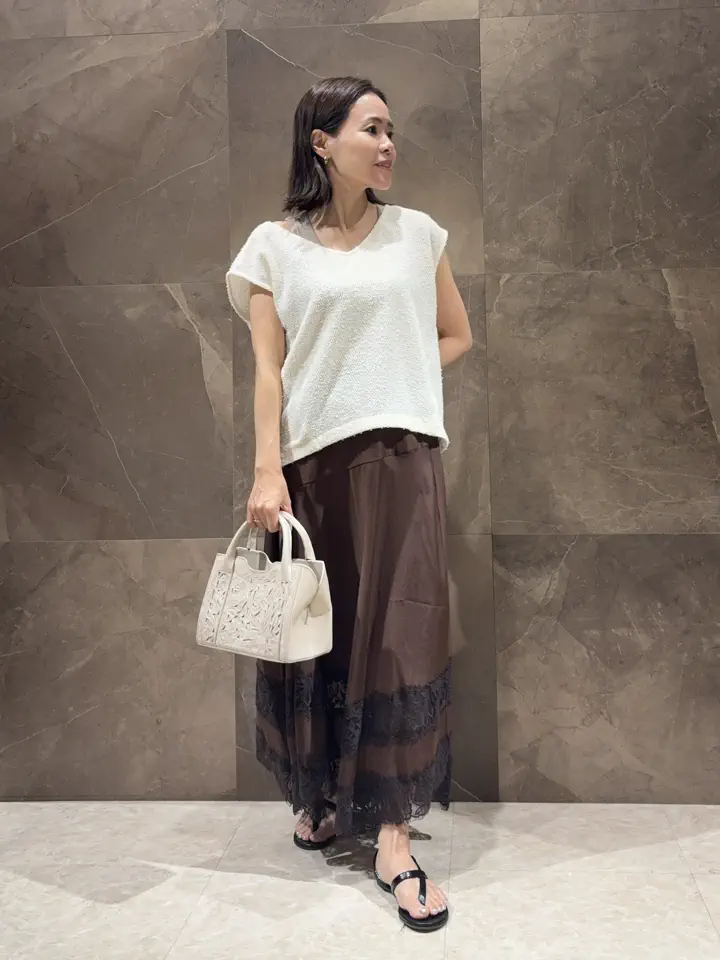 GRACE CONTINENTAL 穐山　香織 コーディネート画像