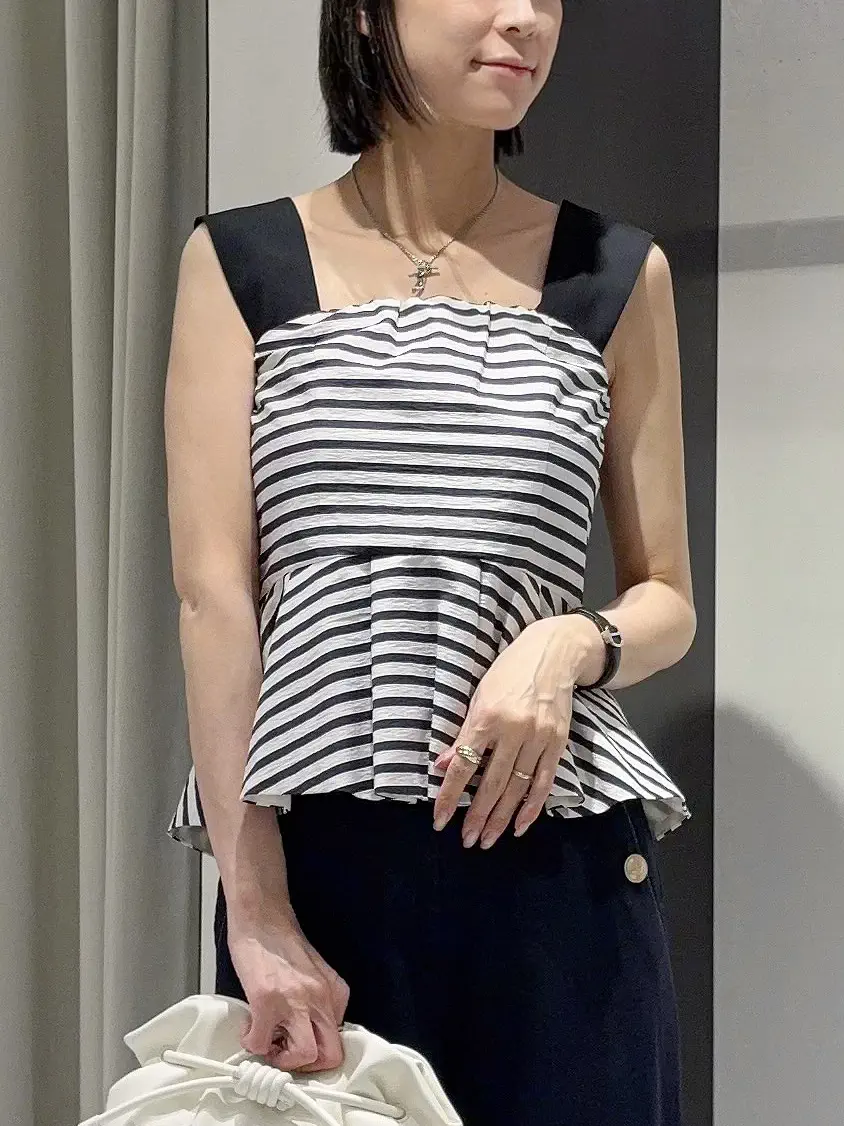 GRACE CONTINENTAL 亀田 未希 コーディネート画像