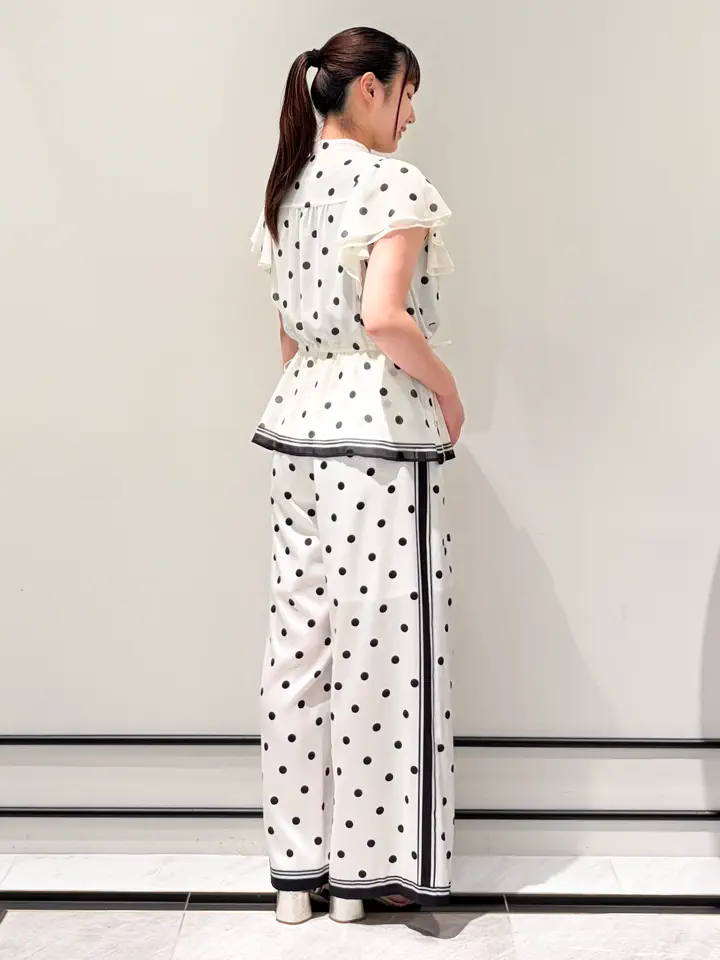 GRACE CONTINENTAL CHISAKO.S コーディネート画像