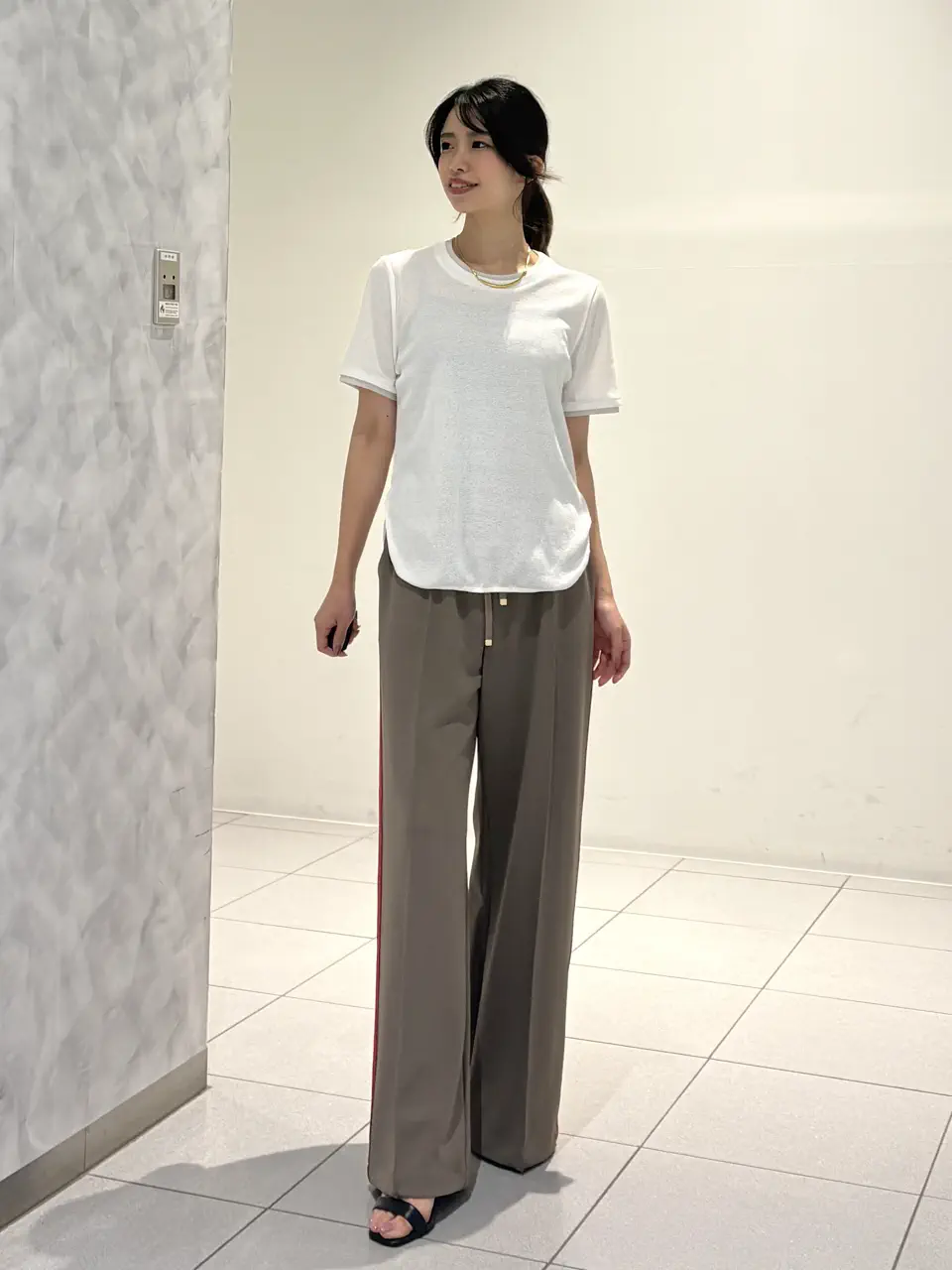 GRACE CONTINENTAL FUKUSHIMA YURIE コーディネート画像