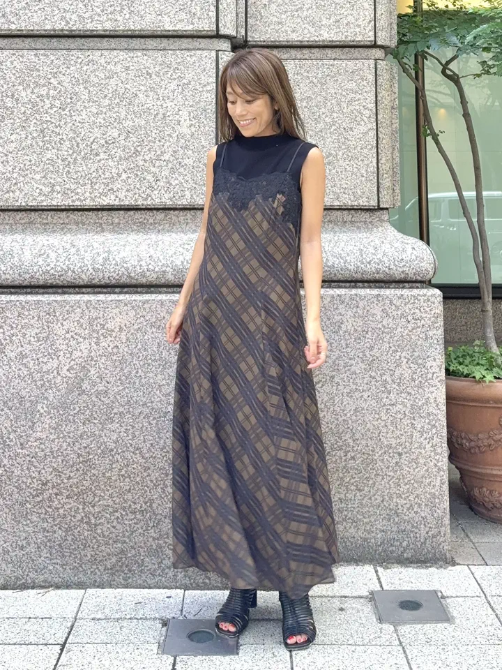 GRACE CONTINENTAL yukimi yonee コーディネート画像