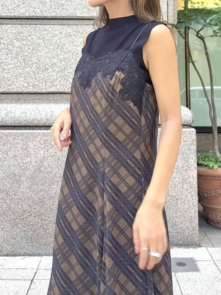 GRACE CONTINENTAL yukimi yonee コーディネート画像