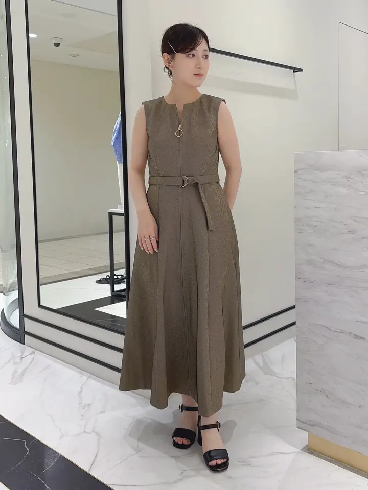 GRACE CONTINENTAL SASAKI コーディネート画像