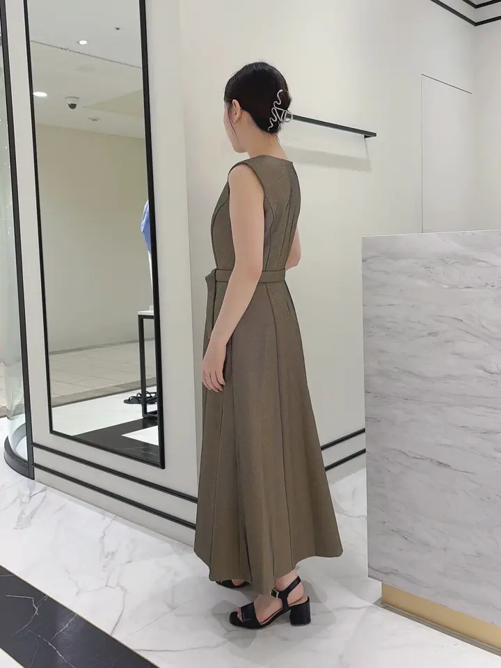 GRACE CONTINENTAL SASAKI コーディネート画像