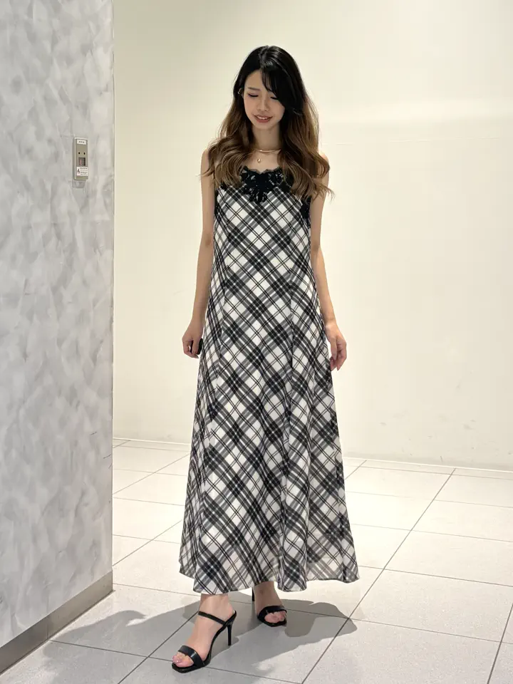 GRACE CONTINENTAL FUKUSHIMA YURIE コーディネート画像