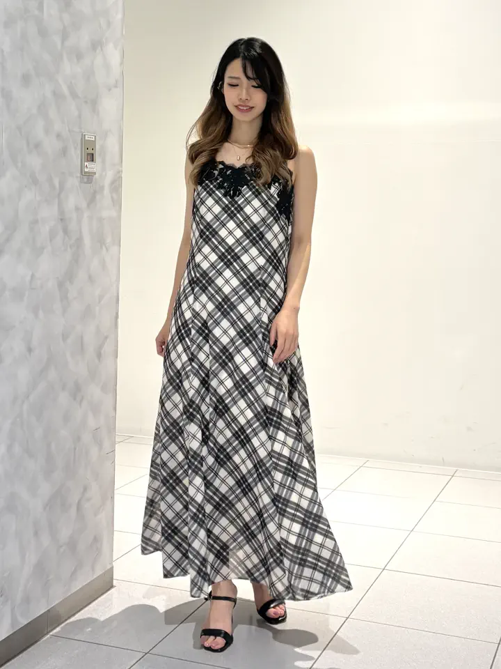 GRACE CONTINENTAL FUKUSHIMA YURIE コーディネート画像