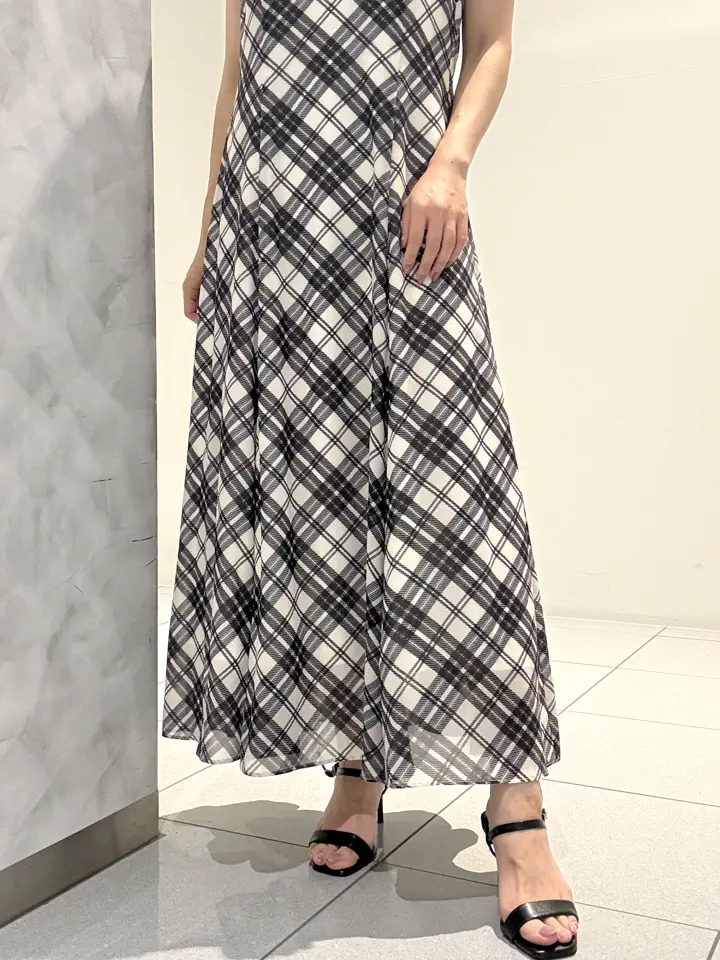 GRACE CONTINENTAL FUKUSHIMA YURIE コーディネート画像