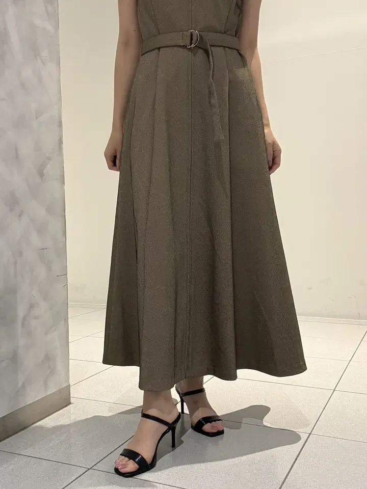 GRACE CONTINENTAL FUKUSHIMA YURIE コーディネート画像
