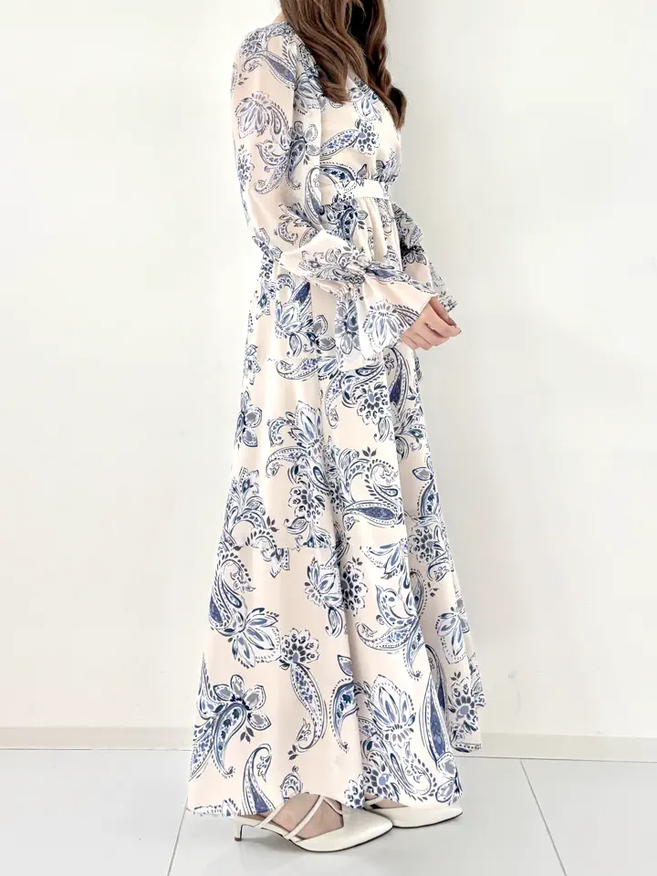 GRACE CONTINENTAL miyuki adachi コーディネート画像
