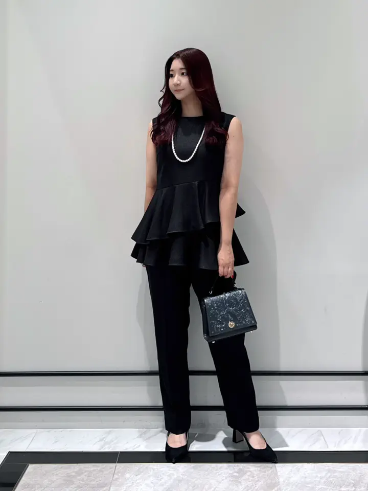 GRACE CONTINENTAL MOMOKO コーディネート画像
