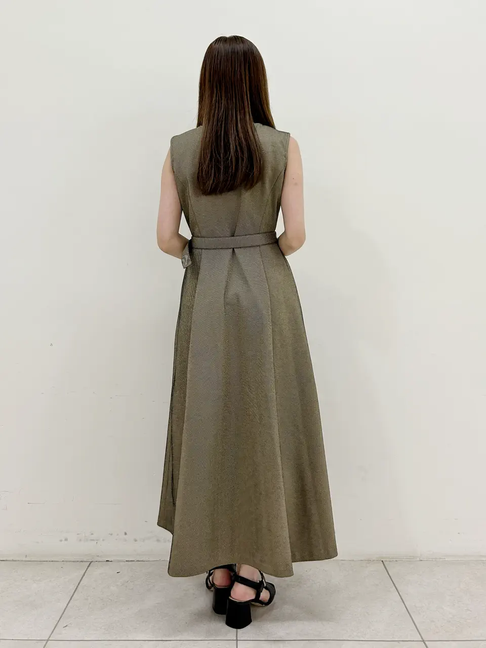 GRACE CONTINENTAL Miu Akamatsu コーディネート画像