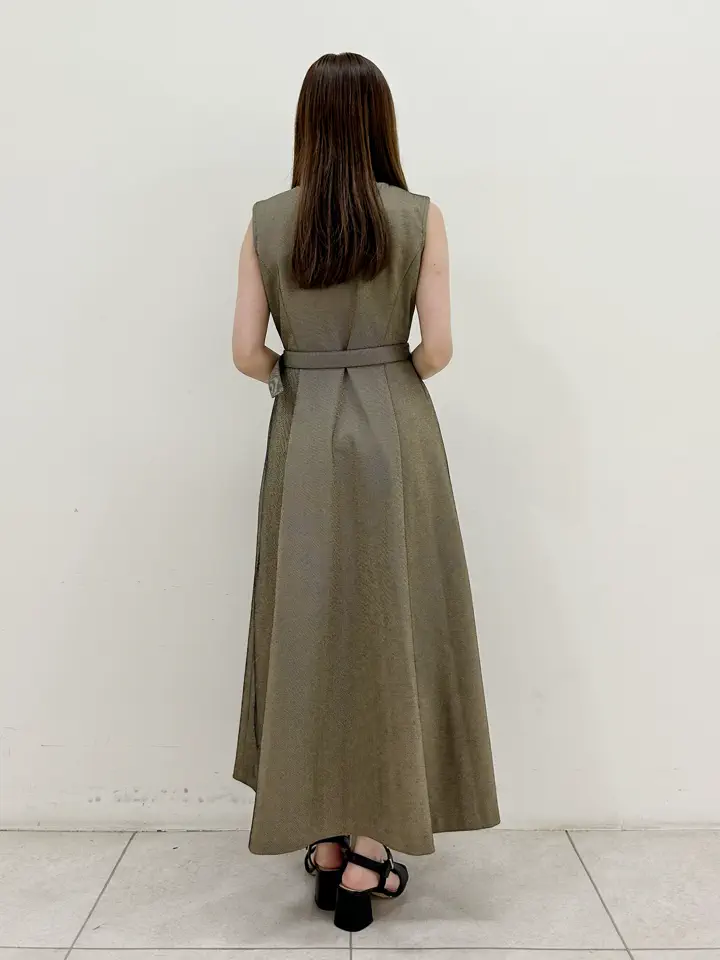 GRACE CONTINENTAL Miu Akamatsu コーディネート画像