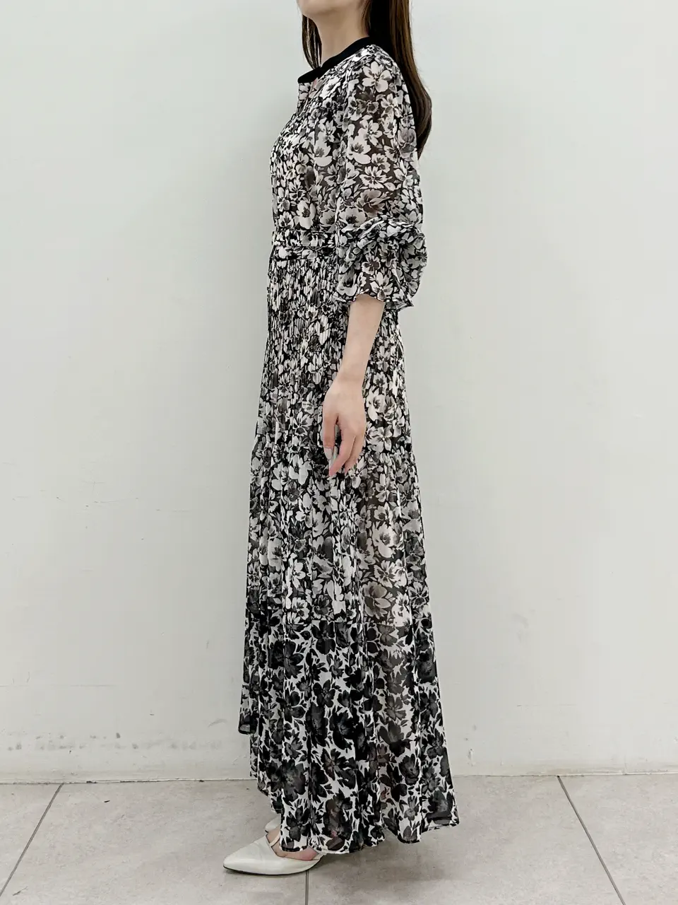 GRACE CONTINENTAL Miu Akamatsu コーディネート画像
