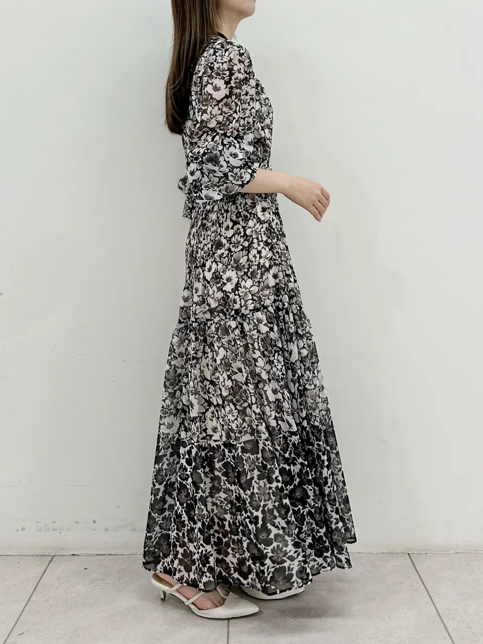 GRACE CONTINENTAL Miu Akamatsu コーディネート画像