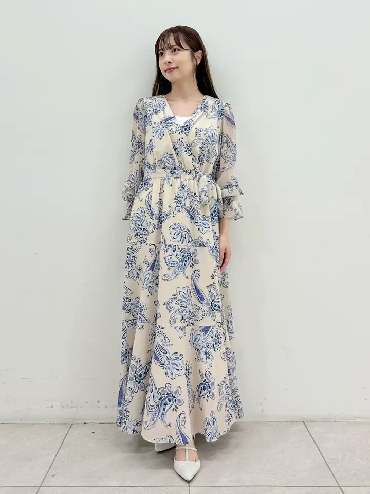 GRACE CONTINENTAL Miu Akamatsu コーディネート画像