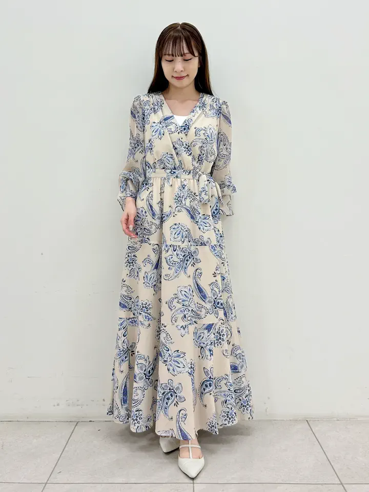 GRACE CONTINENTAL Miu Akamatsu コーディネート画像